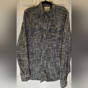 Casual Gray Plaid Button-Up Shirt